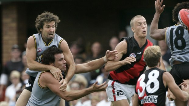 Essendon takes on Richmond at Morwell in 2005.