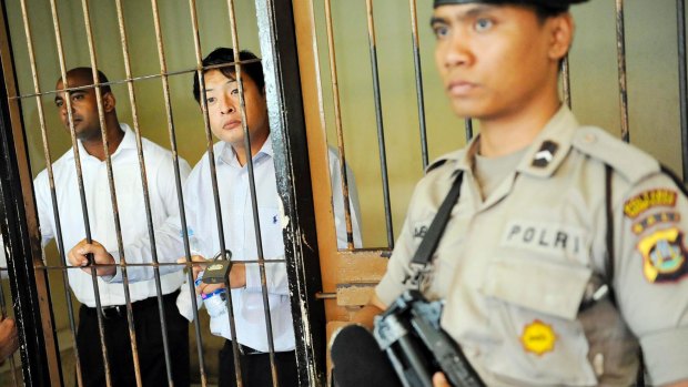  Myuran Sukumaran (left) and Andrew Chan. Australian academics are  seeking the Indonesian president's mercy.