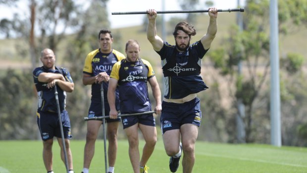 Brumbies lock Sam Carter hopes he can be a leader in the 2016 Super Rugby season.