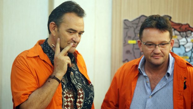 Australian brothers Anthony Dawson and Thomas Dawson have been arrested for allegedly running chiropractic clinics in Indonesia without the correct work permits.