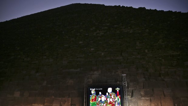 "Thermal anomalies" in the Great Pyramid of Giza could indicate the presence of an undiscovered tomb, researchers say.