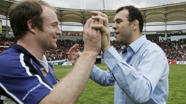 A fresh-faced Cheika celebrates a win over Toulouse with Denis Hickie in 2006.