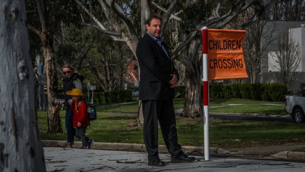 ACT council of Parents and Citizens Associations spokesman Adam Miller wants ACT election candidates to commit to addressing traffic chaos at school drop-off time. 