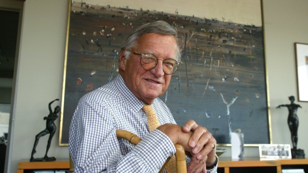 The National Portrait Gallery has announced a new prize to acknowledge founding patron Gordon Darling, pictured here in 2004.