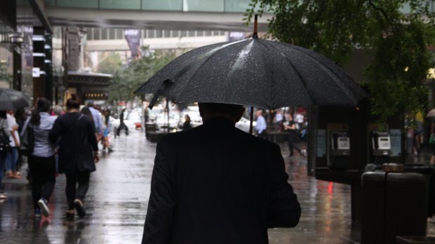 Rain and storms are expected in Sydney early this week, easing towards the weekend. 