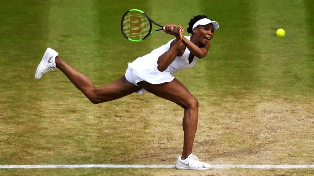 Venus Williams has cruised into her ninth Wimbledon final.