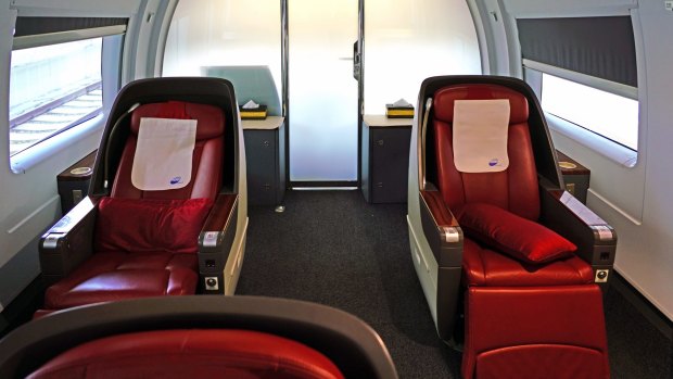 First-class seats on the Beijing-Shanghai high-speed train.