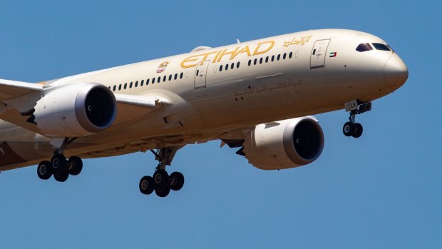 Etihad Airways will resume flights between Australia and the UK this week.