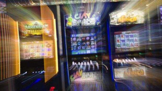 Richard Michael Rubino has lost an appeal against his sentence for smashing open pokie machines and stealing cash