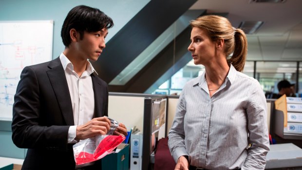 Yoson An as junior officer Charlie Fung and Rachel Griffiths as Detective Grace Gibbs in SBS crime thriller <i>Dead Lucky</i>.
