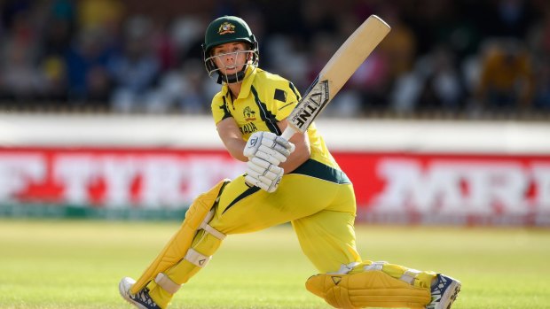 Elyse Villani's innings held Australia's top order together.
