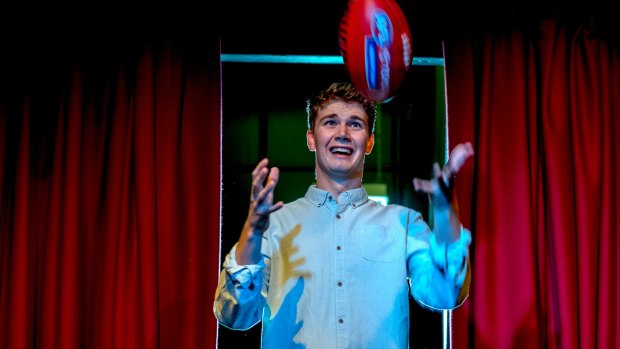 Maverick Newman prepares for his one-man cabaret show <i>Finding Felix: A Memoir</i> at the Butterfly Club in Melbourne.