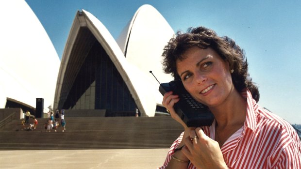 A 1987 Telstra ad for Australia's first mobile phone. Analysis of the 29 years since shows no correlation between mobile phone use and brain cancer occurrence.