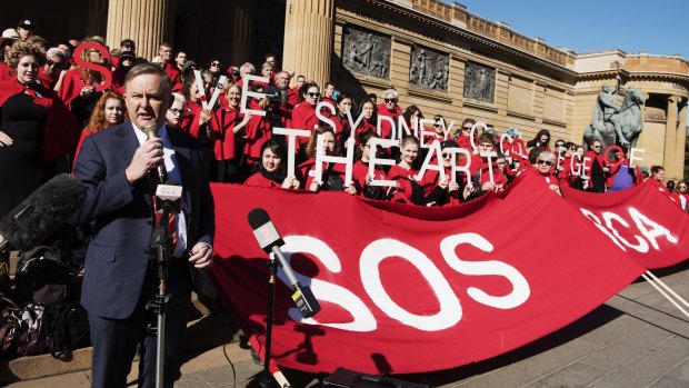 Demonstrators protest outside against the defunding of Sydney College of the Arts, joined by Labor's Anthony Albanese.