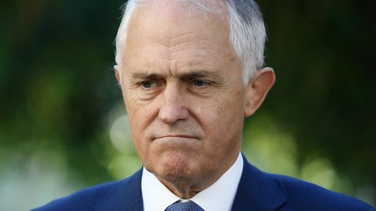Statements from Prime Minister Malcolm Turnbull's government blaming 2016's South Australian blackout on the state's high renewable energy target ignored confidential public service advice.