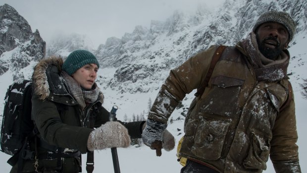 Kate Winslet and Elba in The Mountain Between Us.