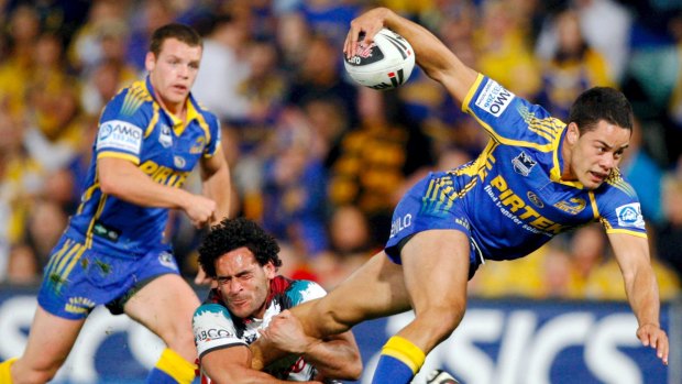 Confirmed: Jarryd Hayne is officially back in the blue and gold.