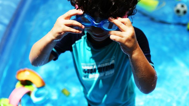 The state government has said it wants all schoolchildren to have swimming lessons.