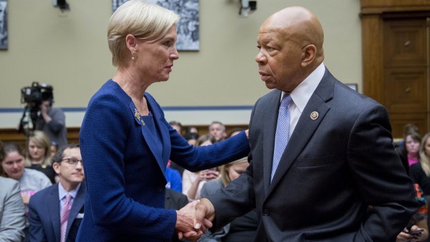 Cecile Richards shakes hands with Representative Elijah Cummings, a Democrat from Maryland.