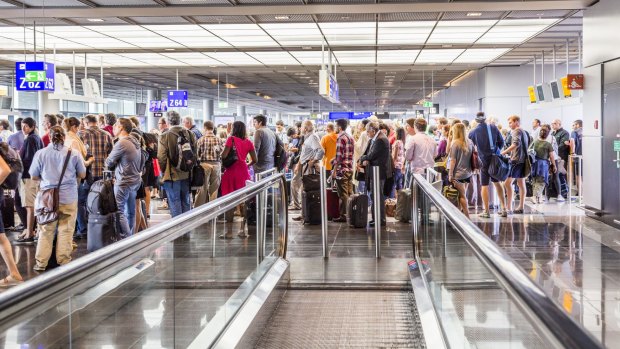 Though Frankfurt is notorious for long security queues, it's quite smooth for my departing flight.