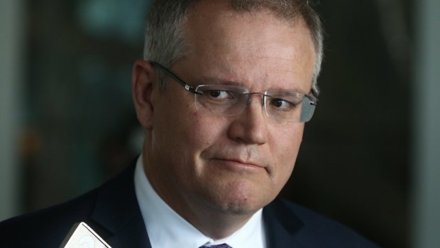 Frontbencher Scott Morrison said he rejected Tony Abbott's offer of the Treasurer's role because it would "throw Joe Hockey under a bus". 