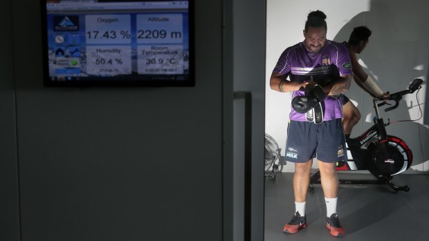   Fotu Auelea gets ready to train at the University of Canberra's high-tech facility.