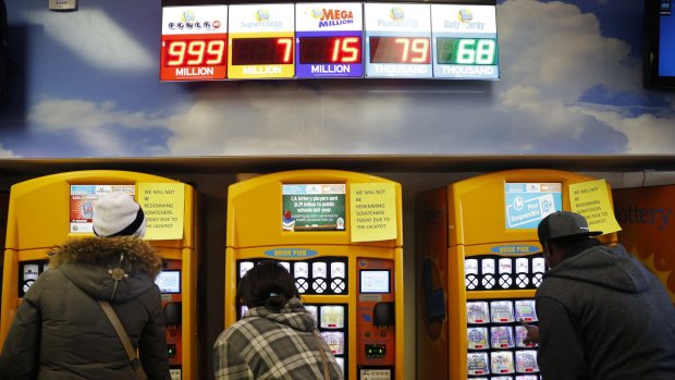 Americans scrambling to buy lottery tickets before Wednesday's draw. 