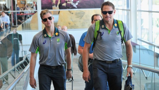 Steve Smith and Ryan Harris arrive in Adelaide.