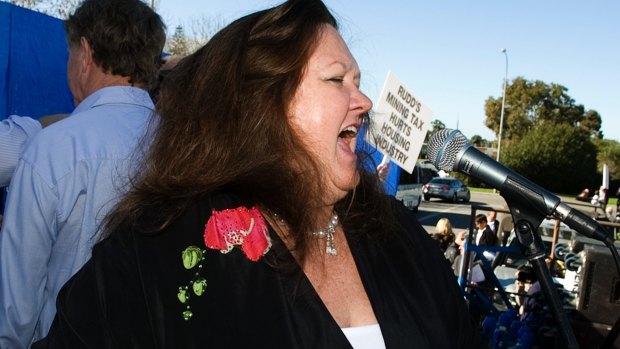 Mining magnate Gina Rinehart's children are planning to sue over her management of the family trust.