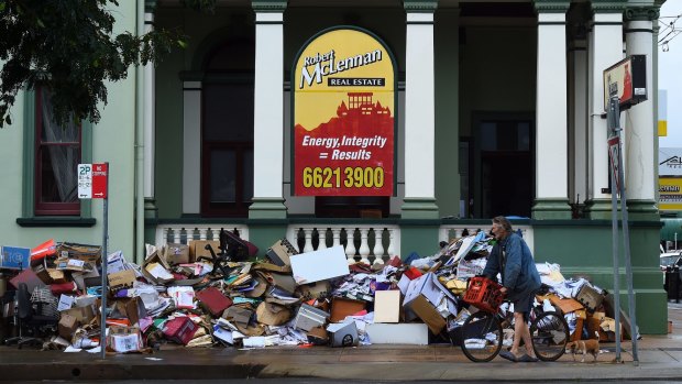 Steve Krieg said the emergency alert warning to evacuate Lismore CBD was too early and business owners could have remained behind for longer to flood-proof their properties.