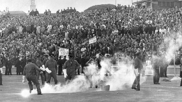 Policemen move in during protests at the Sydney Cricket Ground in the Australia v South Africa rugby match in 1971. 