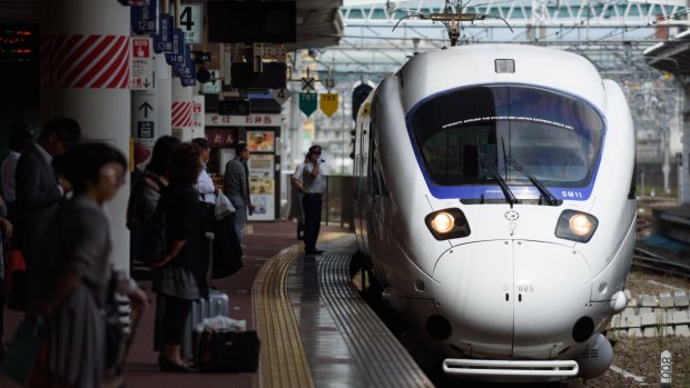 Express trains in Japan can travel at speeds of up to 320km/h.