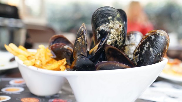 There's no good reason why mussels and chips should go so well together.