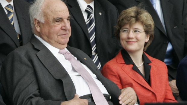 Former German Chancellor Helmut Kohl and his second wife, Maike Richter.