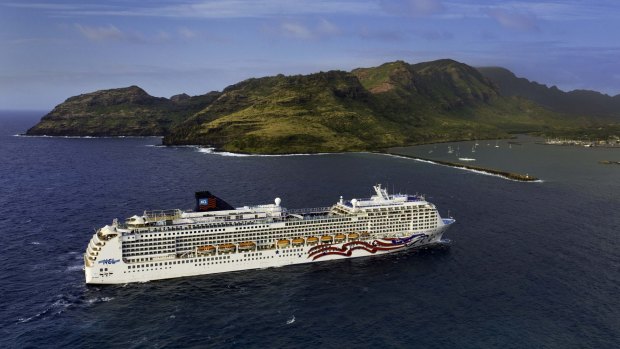 NCL Cruise Line, Pride of America, Nawiliwili, Kauai.