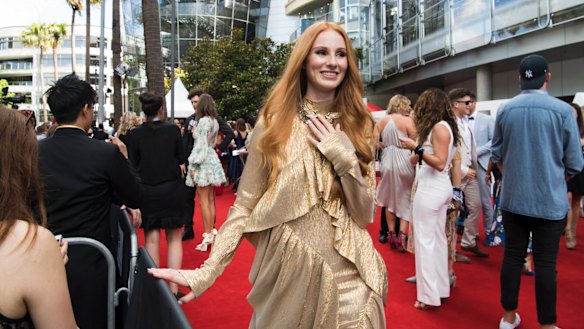 Vera Blue arrives at the  ARIAs in November 2017.