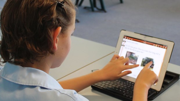 A new audit report says funding for technology in NSW schools has not increased since 2004.