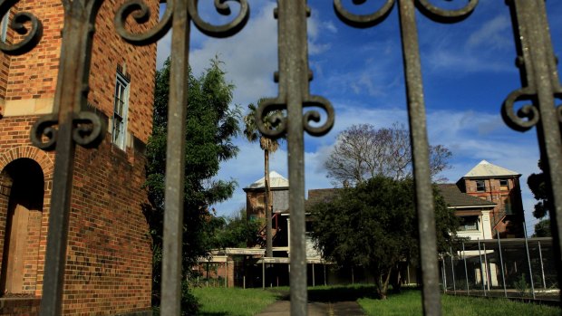 The royal commission into child sex abuse is asking for information about the King's School. 
