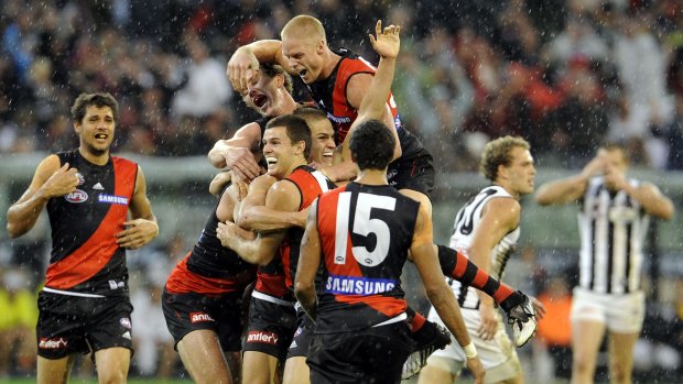 Essendon and Collingwood at the round 5 Anzac Day match up in 2009.