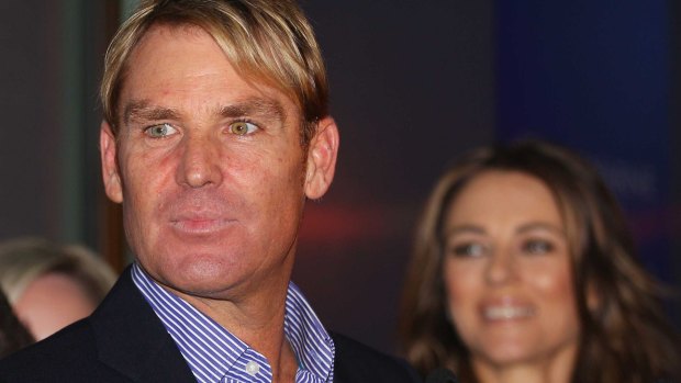 Shane Warne has asked Twitter to help him find a new lady.