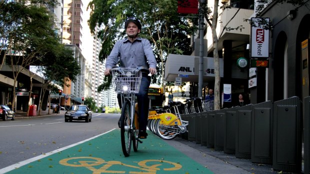 Deputy mayor Adrian Schrinner says Brisbane's inner-city, home of the CityCycle scheme, could benefit from voluntary helmet laws.