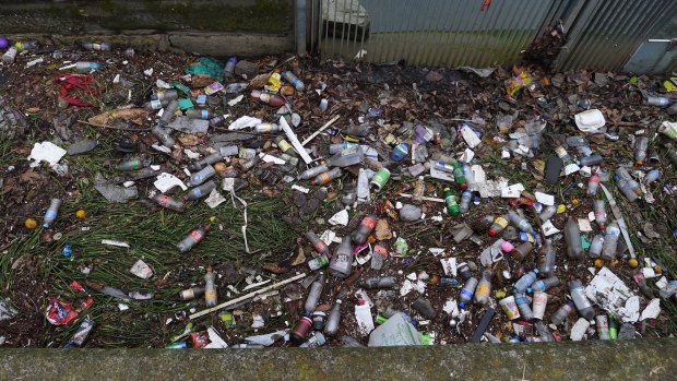 In NSW about 168 million beverage containers weighing 17,700 tonnes are littered every year.