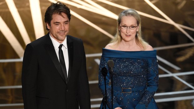 Meryl Streep (with Javier Bardem) wore Elie Saab to the Oscars after cancelling an order for a Chanel couture gown.