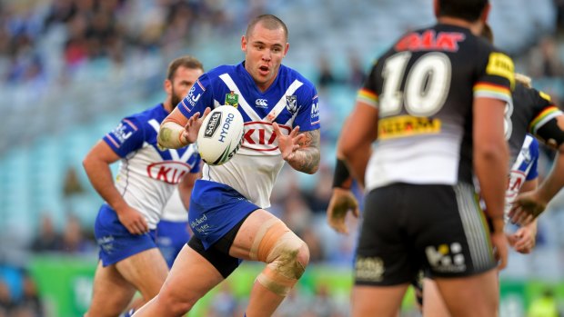 Feet first: David Klemmer in action for Bulldogs against Penrith, ANZ Stadium 4-6-17