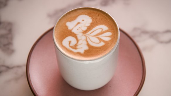 Next-level latte art at Hardware Societe II.