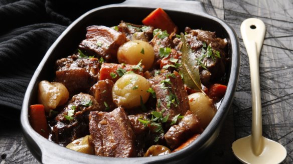 Braised oxtail and pork belly with red wine. 