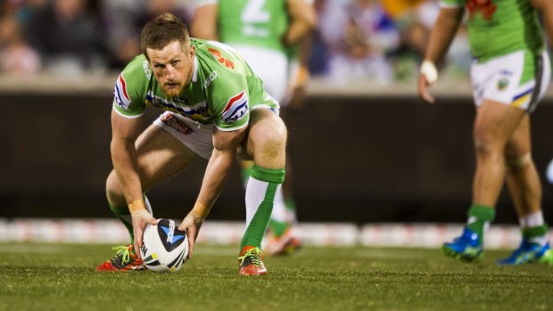 Canberra Raiders halfback Josh McCrone is set to sign a two-year deal with the St George Illawarra Dragons.