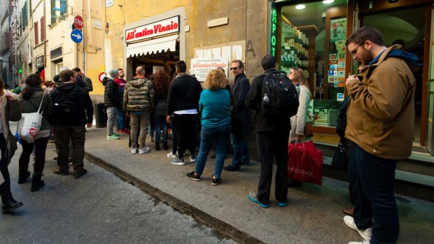 The ban applies to streets and piazzas around a particularly popular delicatessen in the city centre - All' Antico Vinaio, the Old Wine Merchant - which is situated between the Uffizi Gallery and the Palazzo Vecchio, Florence's medieval town hall.