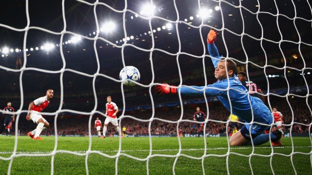 How did he do that? Manuel Neuer's wonder save against Arsenal.
