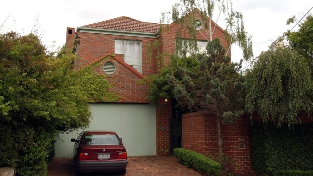 Graham Kinniburgh was ambushed and shot dead outside his house in Kew in December 2003.